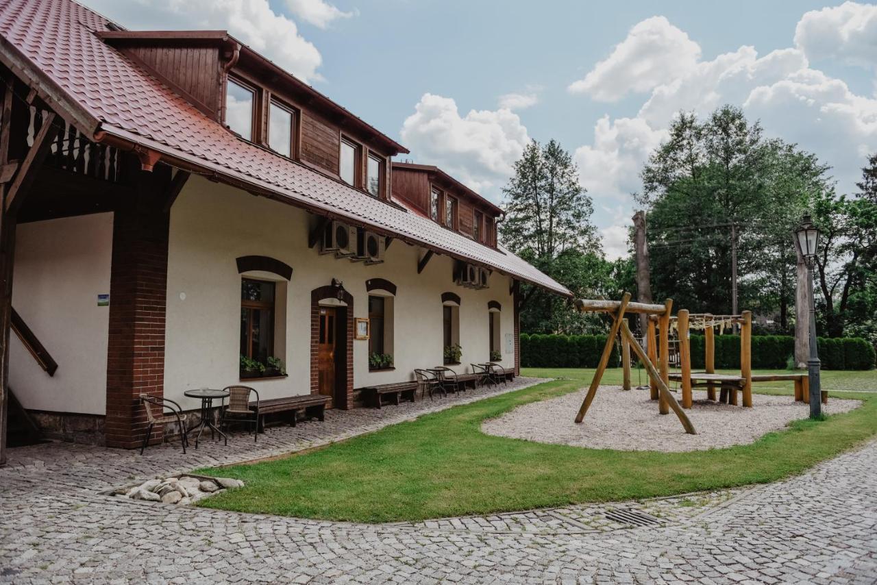 Penzion U Skutilu Pilníkov Zewnętrze zdjęcie