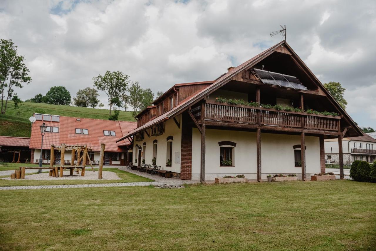 Penzion U Skutilu Pilníkov Zewnętrze zdjęcie